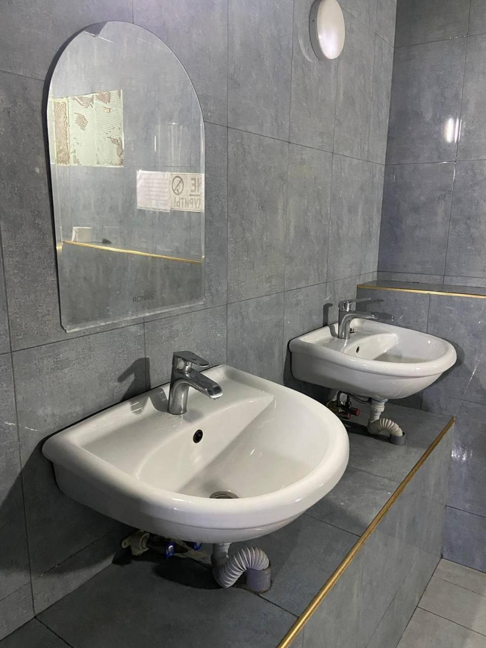Hostel Na Bobura Tachkent Extérieur photo