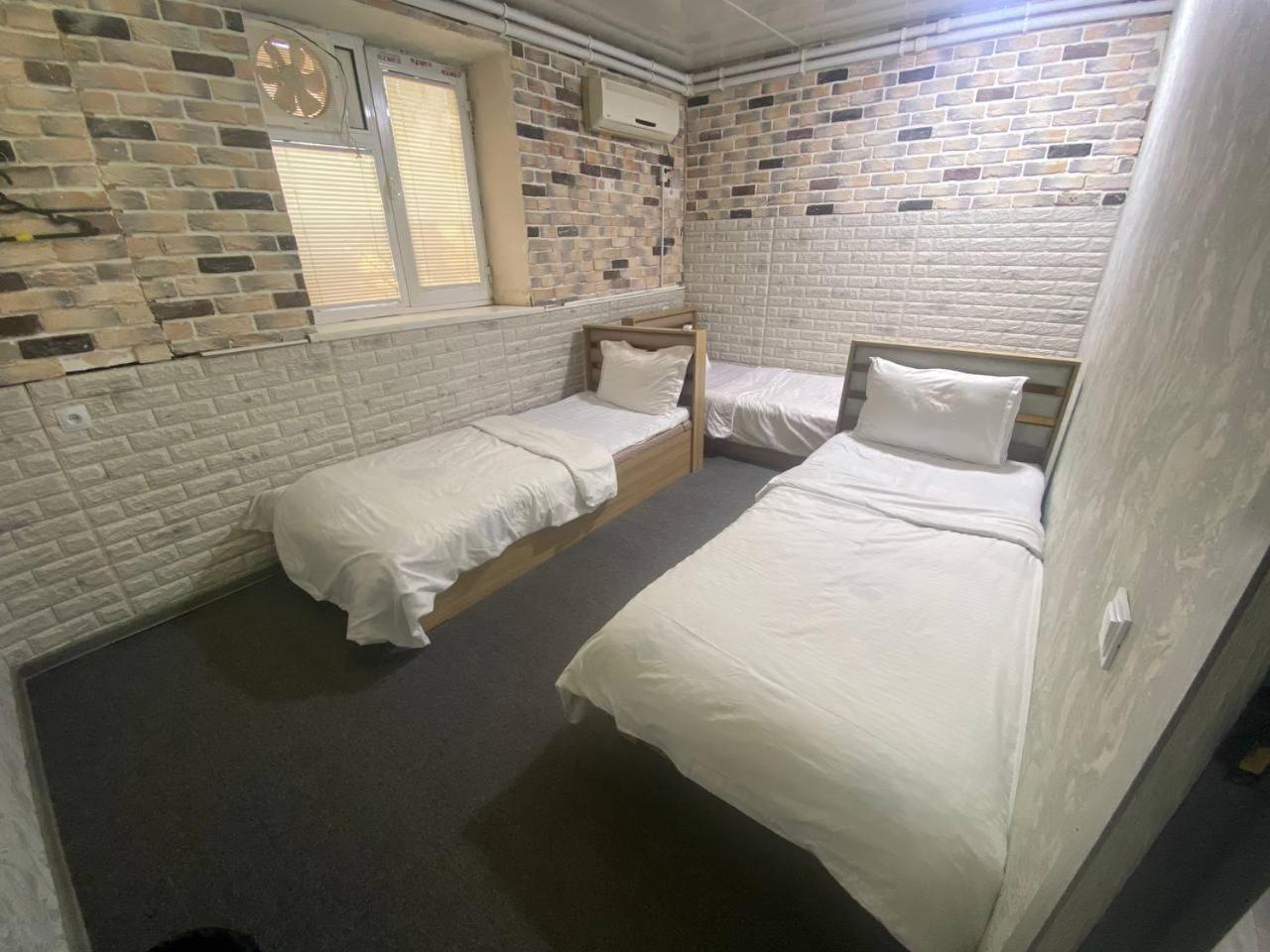 Hostel Na Bobura Tachkent Extérieur photo